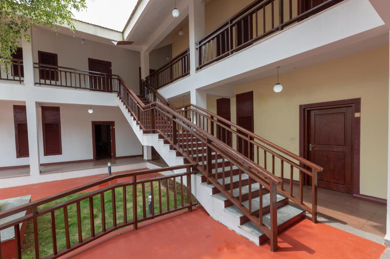 Kstdc Hotel Mayura Yagachi, Belur Belur  Zewnętrze zdjęcie