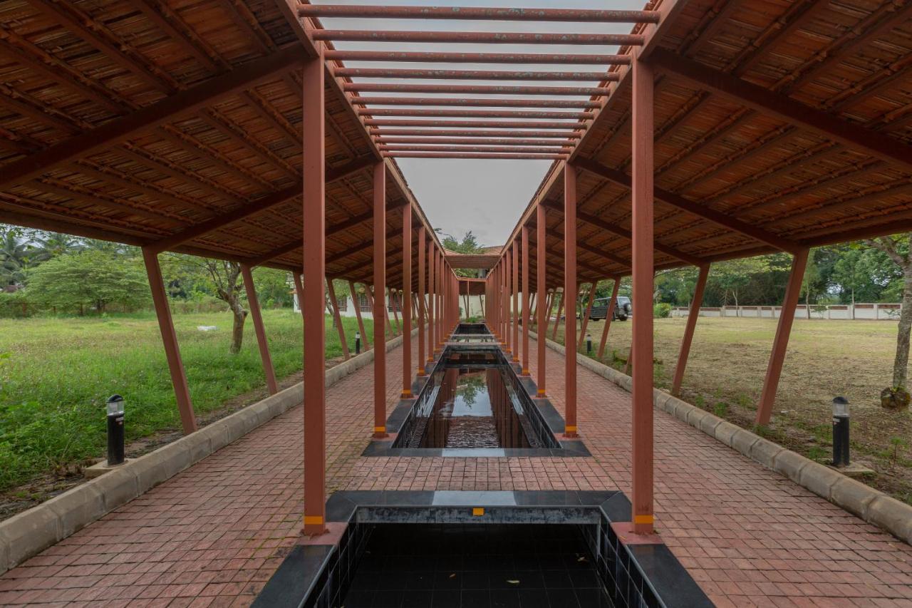 Kstdc Hotel Mayura Yagachi, Belur Belur  Zewnętrze zdjęcie