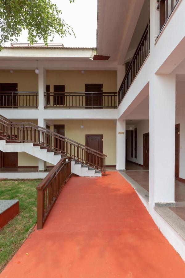 Kstdc Hotel Mayura Yagachi, Belur Belur  Zewnętrze zdjęcie